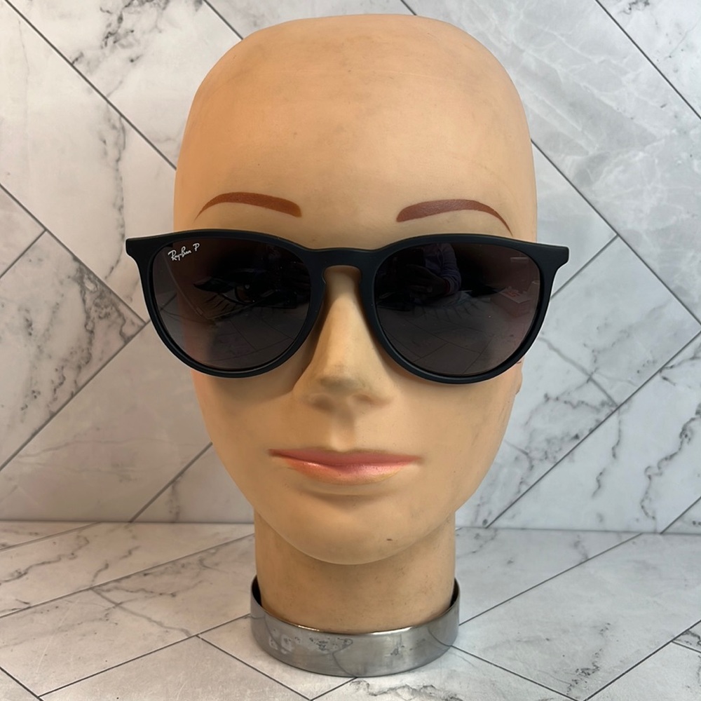 Ray-Ban Black Frame Polarized Sunglasses with Dark Gray Lenses